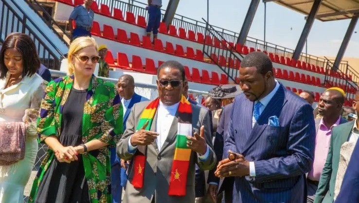 ➡️ I’m fascinated by Zimbabweans pretending to be proud of Coventry’s appointment as head of the IOC. 👀

I’m not proud at all. 
I’m sad.

Her greed, lack of integrity and blood-soaked ties to ZANU PF robbed us of a one-time heroine and soiled this moment that we could have