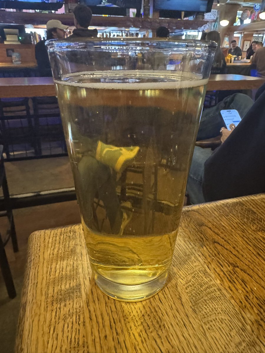 Dan Roberts tweet media