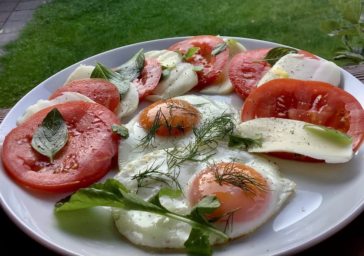 natela696's tweet photo. https://t.co/vct6NCcqPX