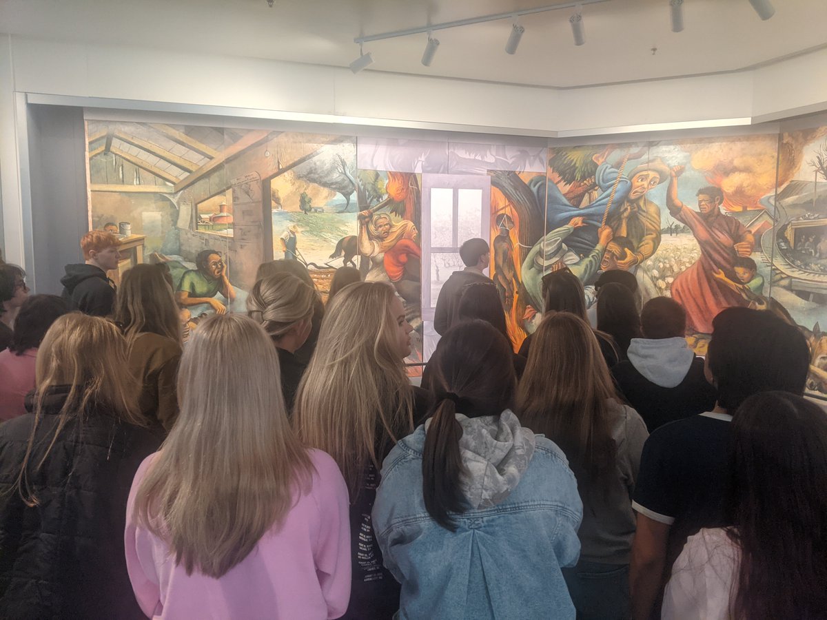 Today, a group of Pulaski Academy seniors explored the history of Joe Jones, Commonwealth College, and the mural "The Struggle in the South" during their visit to Downtown. 
If you're an educator interested in bringing your class for a visit, please email downtown@ualr.edu!