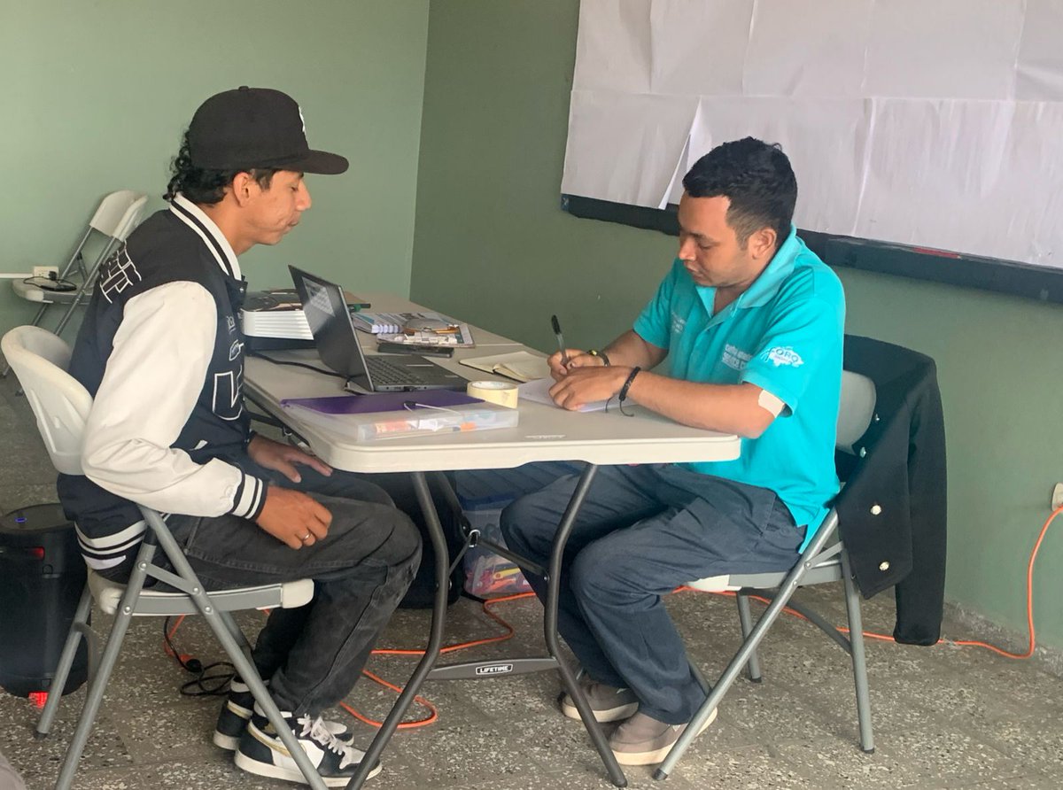 forosida's tweet photo. La Asociación Foro Nacional de VIH/Sida, a través del Proyecto Jóvenes Líderes de Impacto por Centroamérica. El día lunes 17 de marzo impartió la sesión 16,17,18,19,20 y 21 correspondiente al eje temático medios de vida, de la escuela agentes de cambio.
#FOROSIDA https://t.co/IBN1hpYoIy