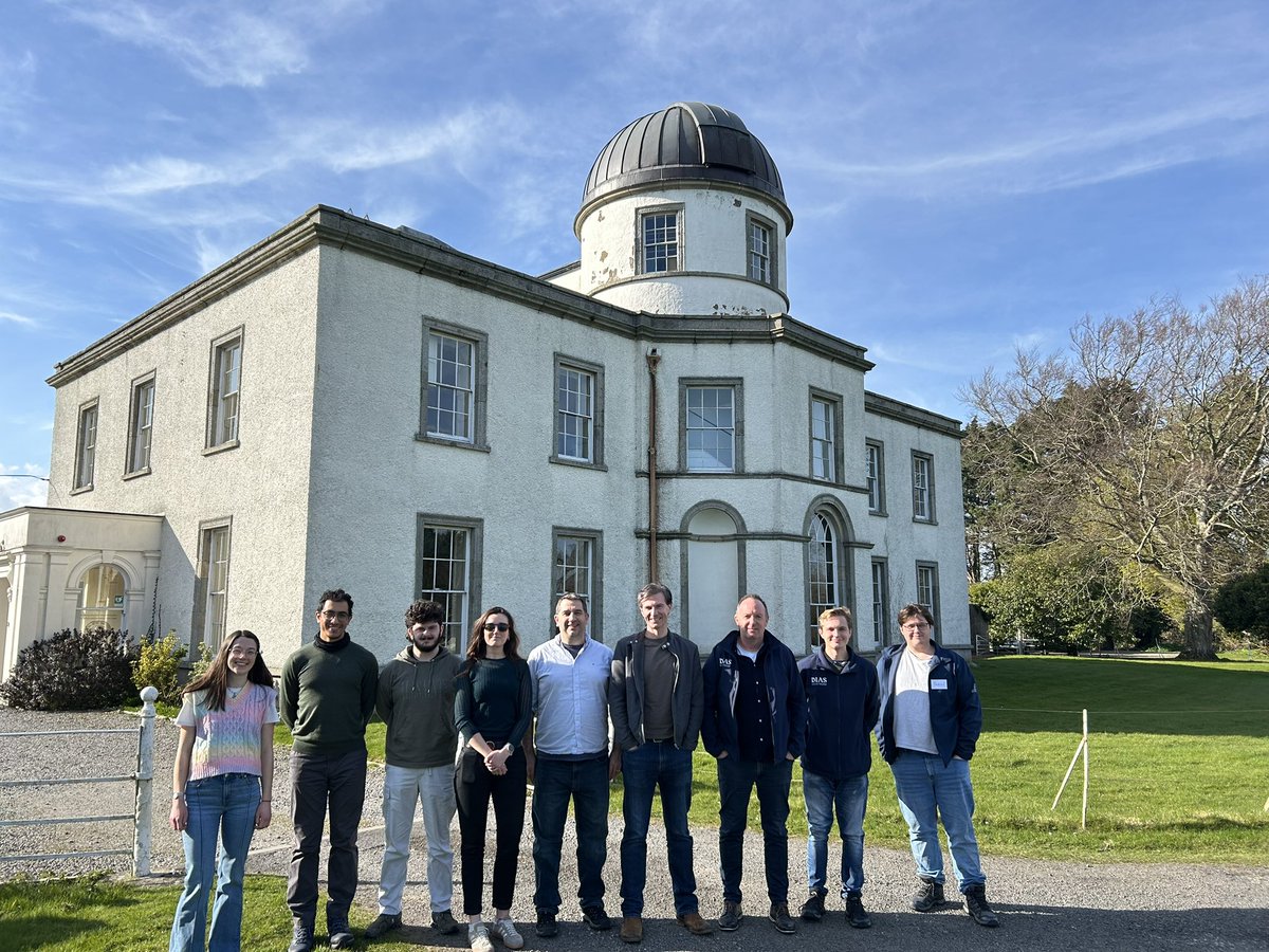 petertgallagher's tweet image. Great day @DIASDunsink talking future space missions … and looking at sunspots through the Grubb Refractor.