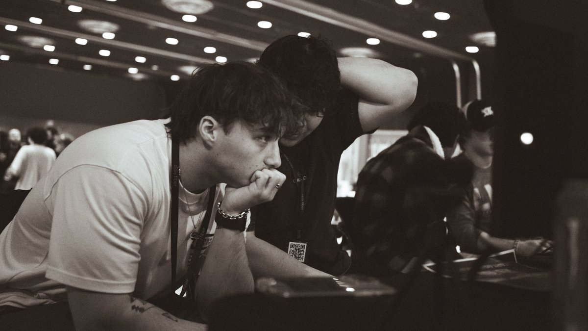 TridentSkrt's tweet image. Beak Bonk 2025 photos are up! 🤠