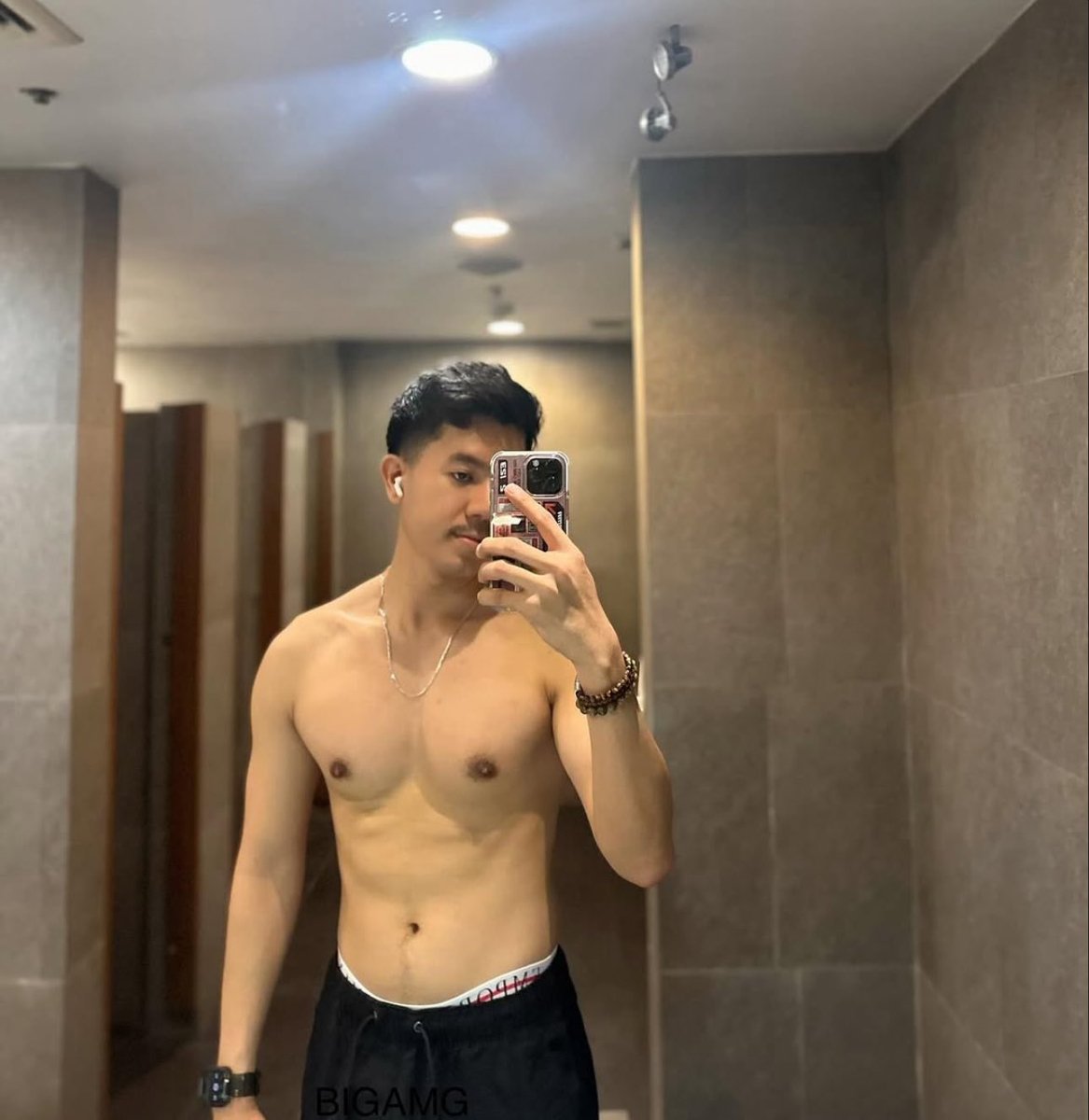fosvsa's tweet photo. OPEN PIJAT YA,AREA LOMBOK BOLEH TANYAIN PAKET VITALITAS,FULLBODY,B2B💯

(WA DIBIO/PROFIL)

BAYAR DITEMPAT/LOKASI📍

#pijatlombok #GayLombok #gigololombok #bolombok #pijatprialombok https://t.co/14hd27bxQ3