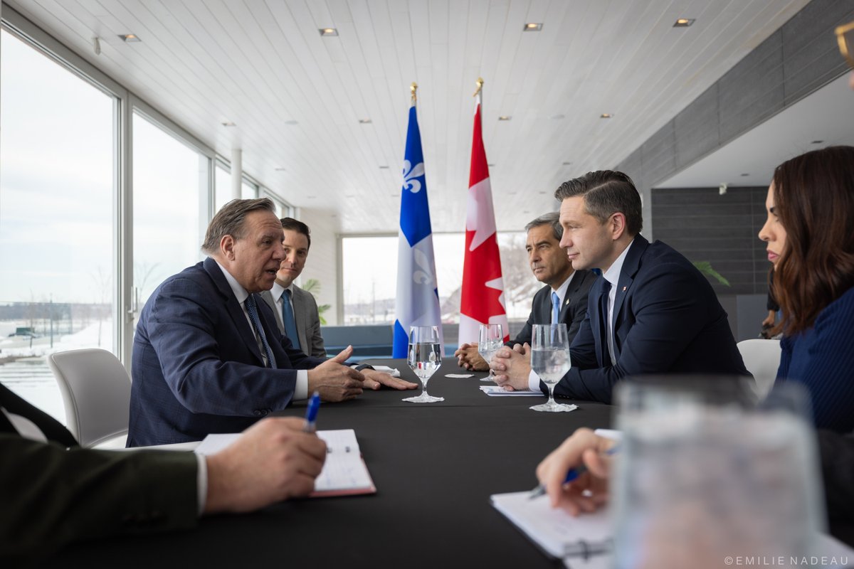 J’ai rencontré le chef du Parti conservateur du Canada, Pierre Poilievre, avec le ministre <a href="/SJB_CAQ/">Simon Jolin-Barrette</a>.

J’ai réitéré deux enjeux qui sont vitaux pour le Québec :

1. Dans les négociations à venir avec les États-Unis, le gouvernement fédéral doit défendre les secteurs-clés de