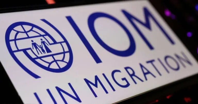 AL24Francais's tweet image. #Migrations: l&apos;#OIM adapte ses #opérations_d_aide dans un contexte de #restrictions_budgétaires     

➡️al24news.com/fr/migrations-…