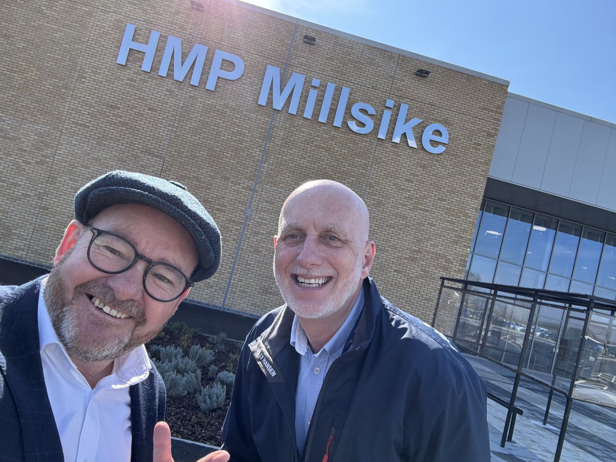 So here are my first <a href="/HMPMillsike/">HMP Millsike</a> selfies &amp; I think I may be the 1st lived-experience person to do one 😉 In these pictures, I am with Nick Dann the mobilisation lead from <a href="/hmpps/">HMPPS</a> &amp; Director Samantha Praiser. I'm looking forward to launching the HOPE programme 💙💡 💙