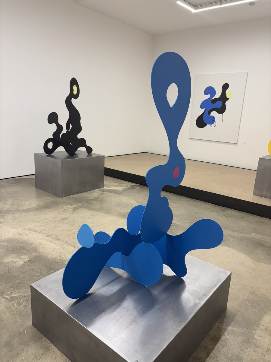 art is wearable

#wearable #jewelry