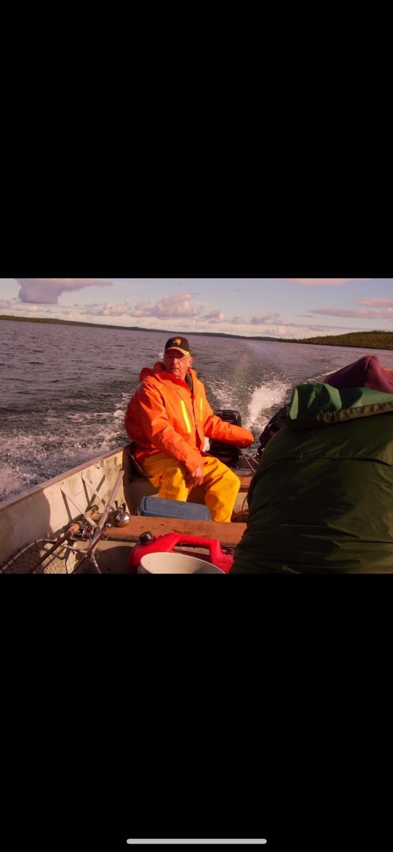 dionleej's tweet image. Rest easy dad. ❤️ You will be missed. We love you. Give mom a hug up there. #thumbsup👍