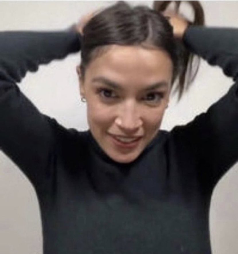 Jannine.. #MagaMemeQueen ™️ 👑🇺🇸 tweet media