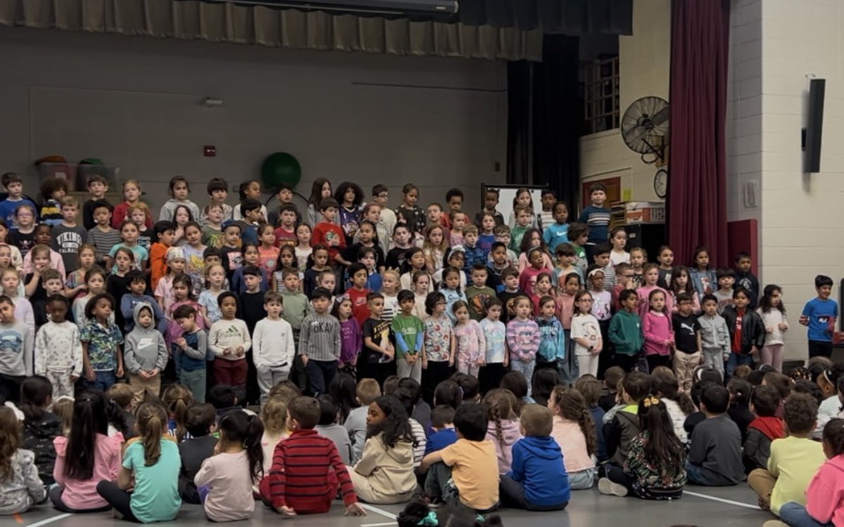 Our VRS first graders had their final dress rehearsal today, and they are ready to shine at tomorrow’s concert for families! Get ready for an adorable and joyful performance