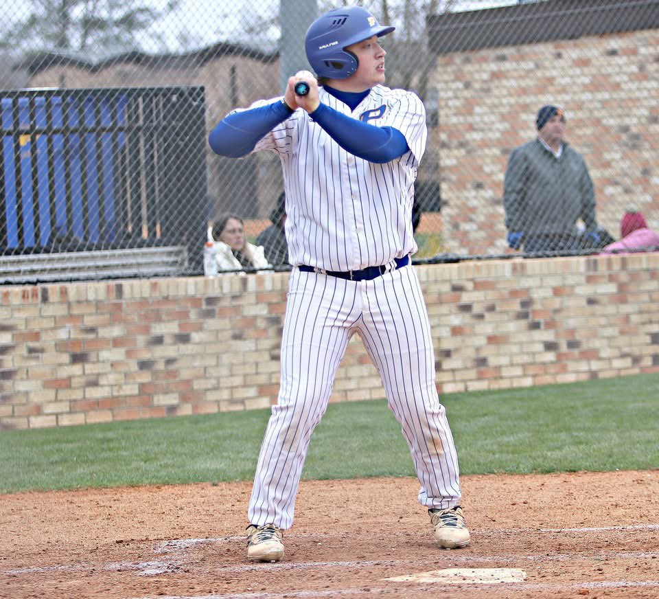 Bulldogs bats came alive today racking up 19 hits led by:
Gm1-
<a href="/Aliandre241/">Aliandre Wright</a> 2/2, 4R, RBI, 2SB
<a href="/hayesgunn_22/">Hayes Gunn</a> 2/3, 2R, 2B, 2RBI, SB
<a href="/colewilson2006/">Cole Wilson</a> 2/4, 2R
Chase K 2/3, R, 2RBI

Gm2-
<a href="/ColeL_austin/">Cole Austin</a> 2/3, R
<a href="/Aliandre241/">Aliandre Wright</a> 1/2, RBI
<a href="/hayesgunn_22/">Hayes Gunn</a> 1/3, RBI
<a href="/B_Hurst24/">Brenan Hurst</a> 2/2, R, RBI