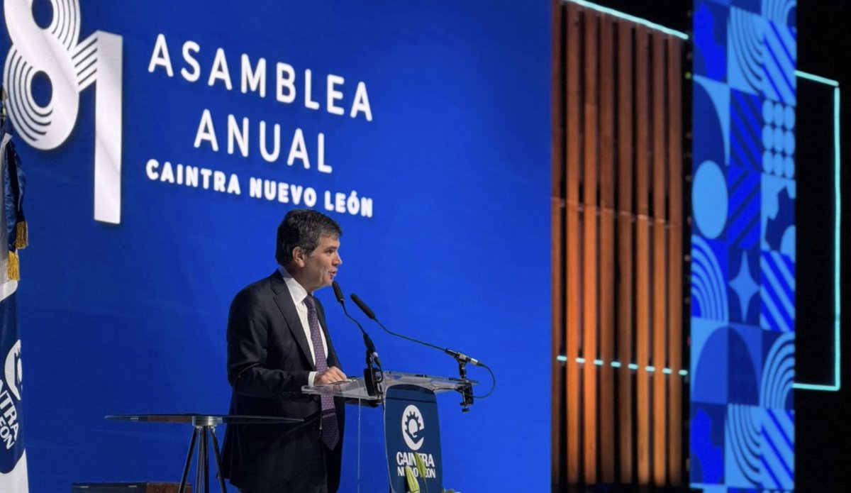 Máximo Vedoya (@maximovedoya) on Twitter photo Hoy termina mi ciclo como presidente de <a href="/caintra_nl/">CAINTRA Nuevo León</a> . Muchas gracias a toda la industria de Nuevo León por confiar en mí. Un verdadero orgullo representarlos estos 2 años. Hoy termina mi ciclo como presidente de <a href="/caintra_nl/">CAINTRA Nuevo León</a> . Muchas gracias a toda la industria de Nuevo León por confiar en mí. Un verdadero orgullo representarlos estos 2 años.
