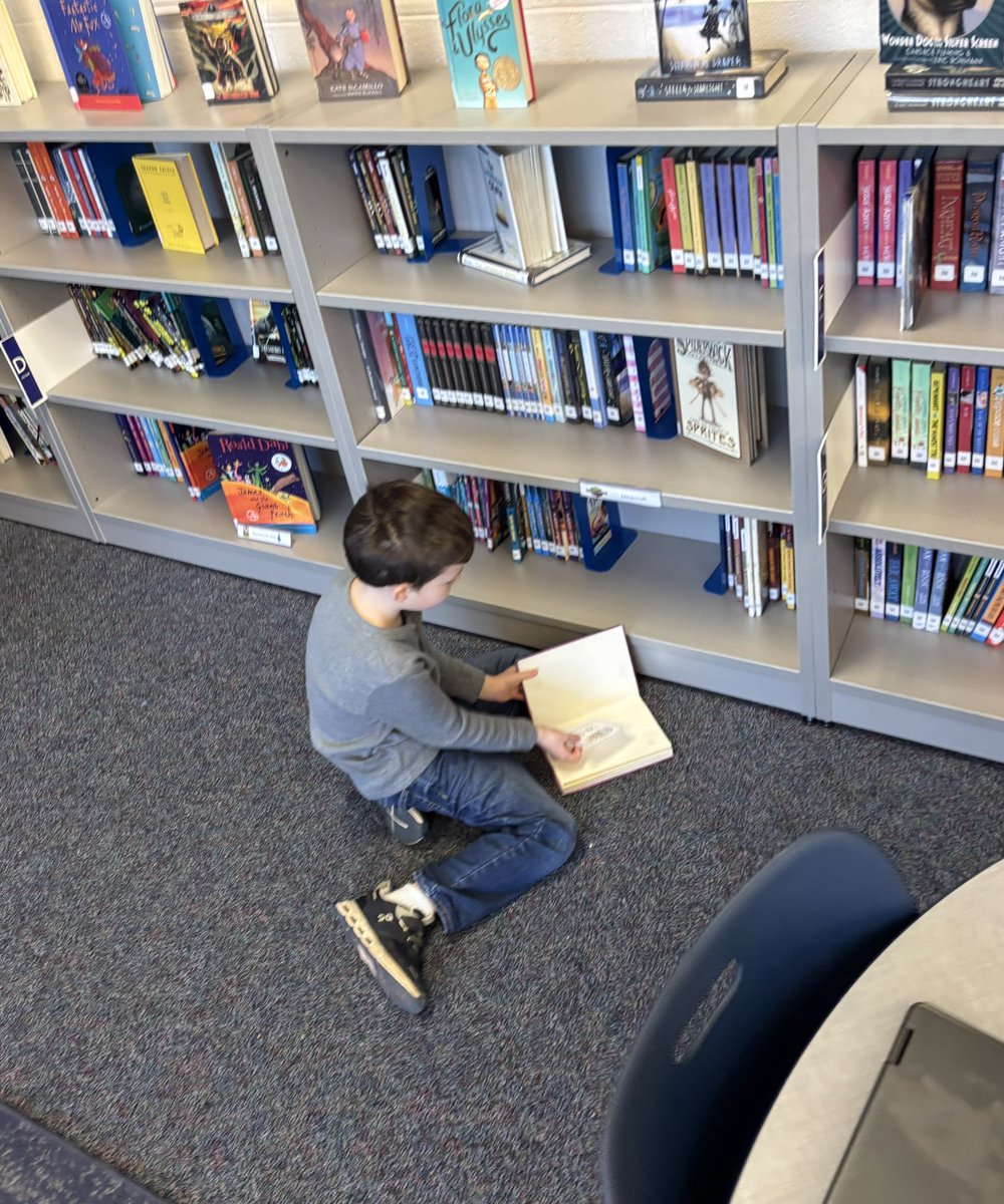 Taneytown Elementary Media Center tweet media
