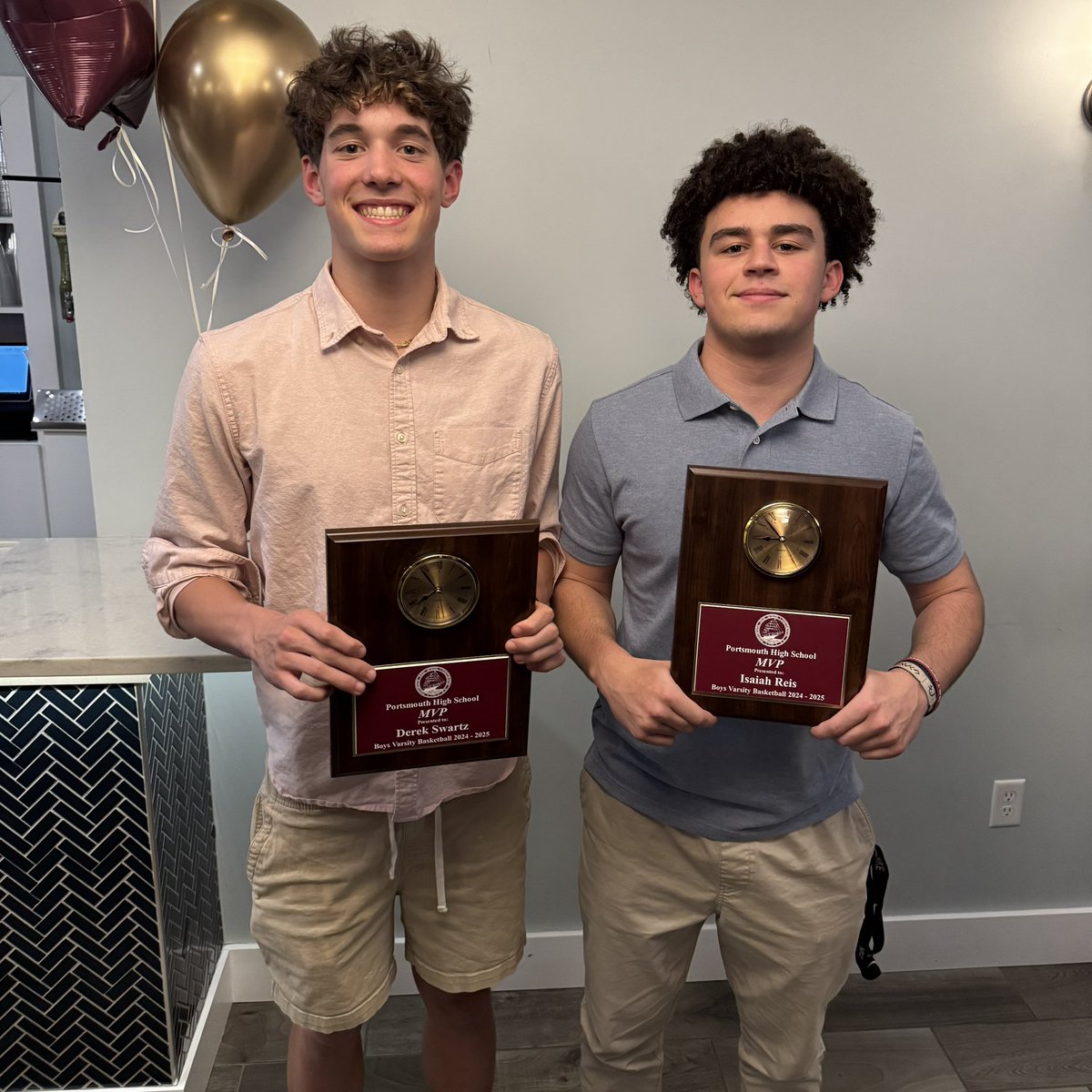 PHSClippersHoop's tweet image. 📣🎤Introducing…

PHS Boys Basketball MVP recipients: ⭐️ Isaiah Reis &amp;amp; ⭐️ Derek Swartz 

NHBCO ALL-STATE All Academic Award recipients: ⭐️ Anthony Ferola ⭐️ Zavier Lampert ⭐️ Jacob Mead ⭐️ Cote Bellaud &amp;amp; ⭐️ Abrahm Siegel 

Way to go, boys! What a great season! ❤️👏