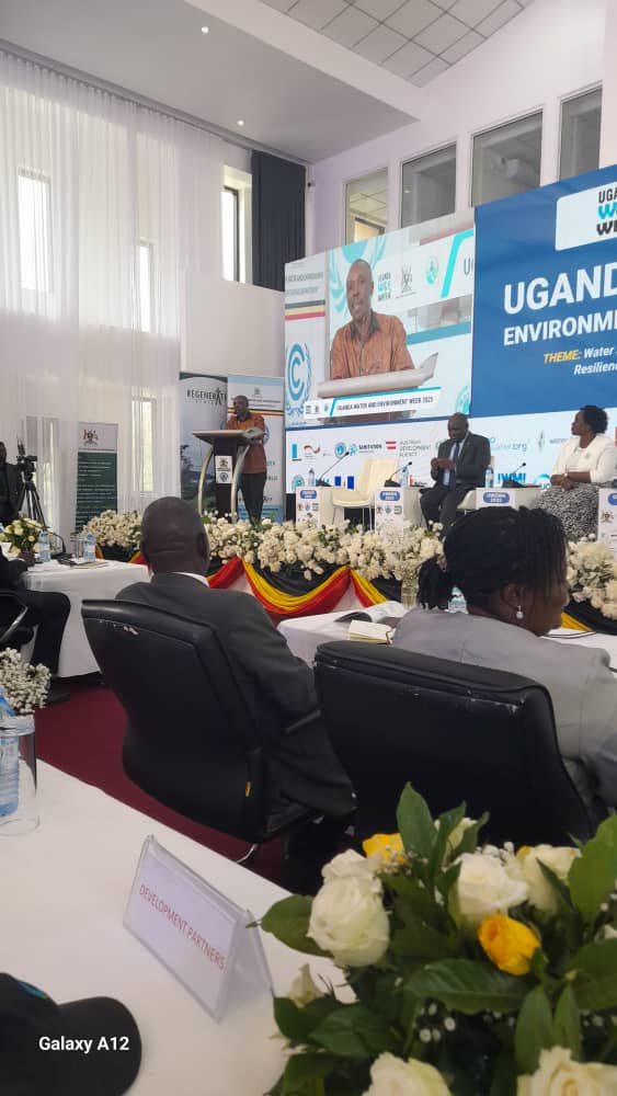 Bio Vision Africa(BiVA) (@biovisionafric3) on Twitter photo HISTORICAL STATEMENT ISSUED.
The National Coordinator CAN-U <a href="/awolimbwa/">Anthony Wolimbwa</a> points out very strong urgent actions to combat Climate crises in Uganda & beyond at #UWEWK2025,under the theme Water and environment resources for enhanced resilience and improved incomes& livelihoods. HISTORICAL STATEMENT ISSUED.
The National Coordinator CAN-U <a href="/awolimbwa/">Anthony Wolimbwa</a> points out very strong urgent actions to combat Climate crises in Uganda & beyond at #UWEWK2025,under the theme Water and environment resources for enhanced resilience and improved incomes& livelihoods.