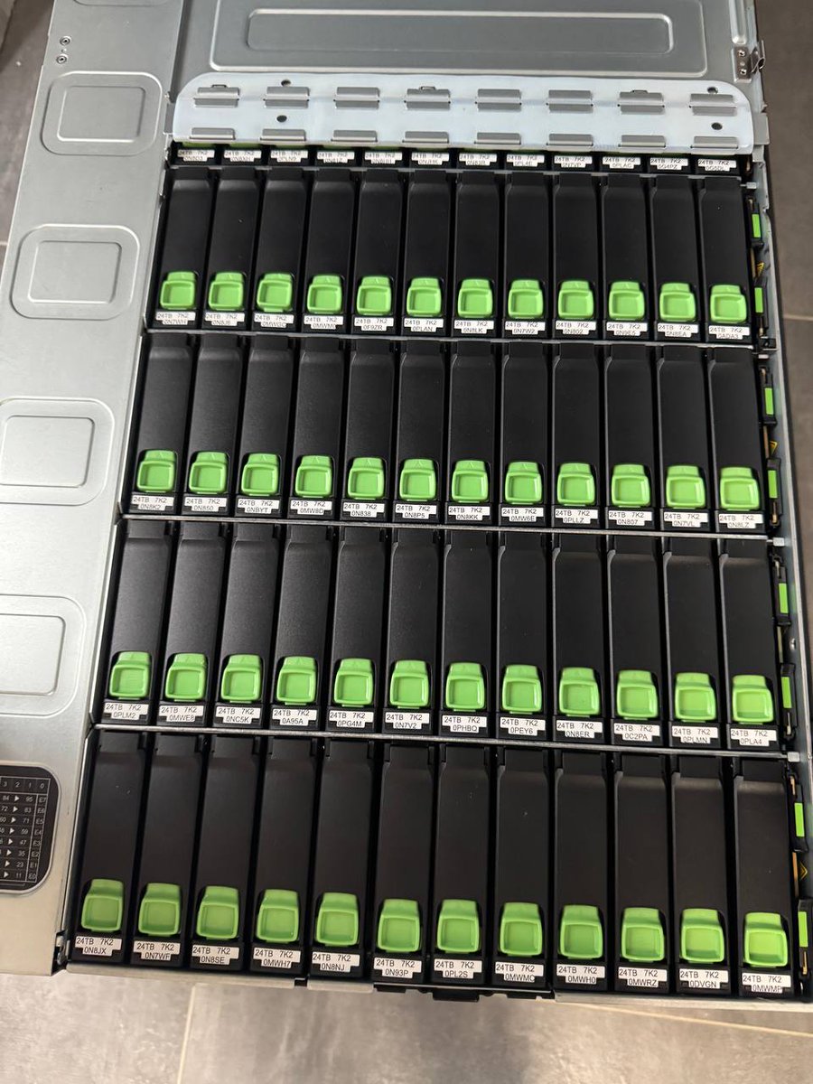 Can’t stop, won’t stop! 😎

Our team just deployed a brand-new batch of 100% eco-friendly, sustainable mining rigs. Green yield has never looked this good 💪

Mintera is scaling fast, with big partnerships on the way. Stay tuned 👀