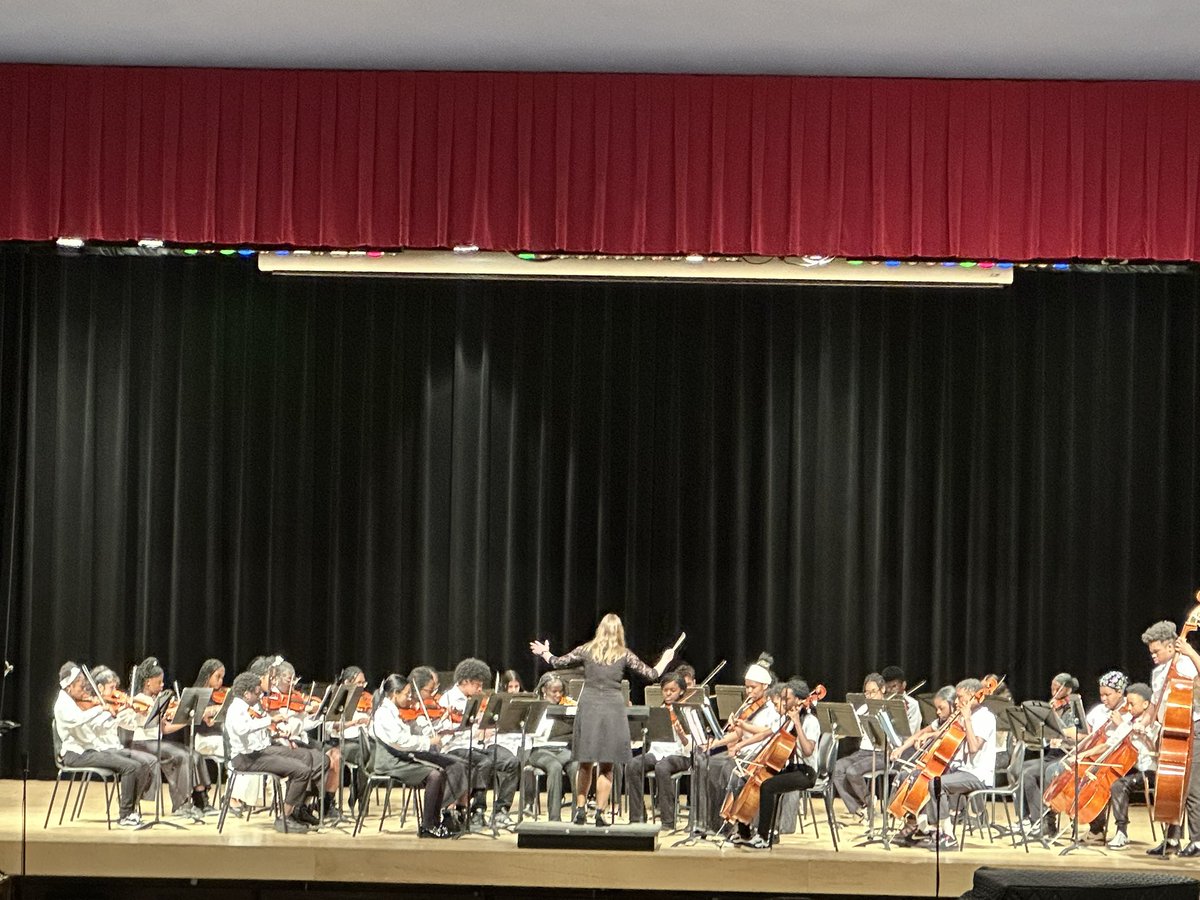 Amy Miskimon tweet media