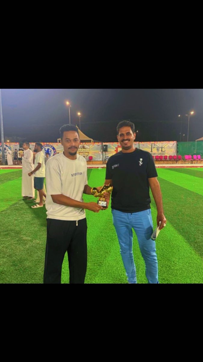 نبارك لمهاجم #ريان_بني_بحير 
علي عبده تحقيقه لقب الهداف لبطولة نمرة الرمضانية الاولى 2025 م 🏆⚽️🏹
مع فريق " ابيان بني المنتشر ".