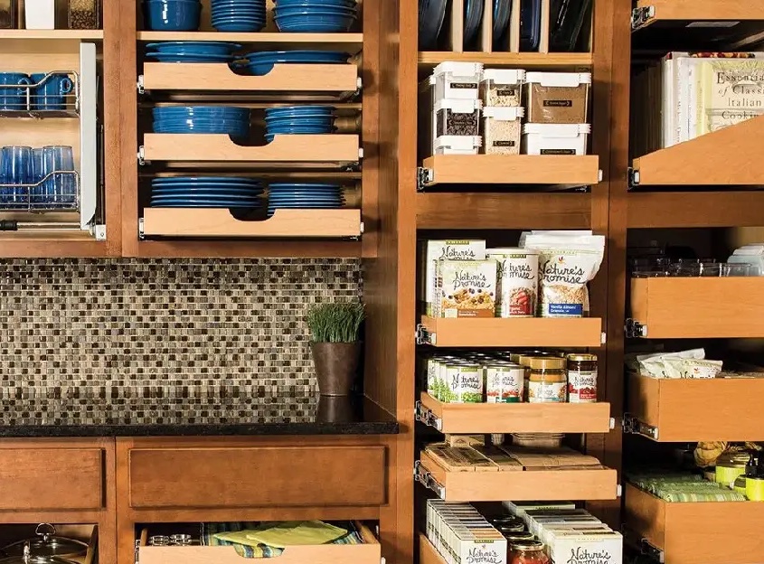 Home + Design Show 2025 Seminar Spotlight: Saturday, Mar. 22nd at 2:00pm – Storage Solutions for Every Stage of Life: From Growing Families to Empty Nesters with Marianne Egbers from Shelf Genie! Register for FREE entry today! 👉 cincymagazine.com/home-design-sh…