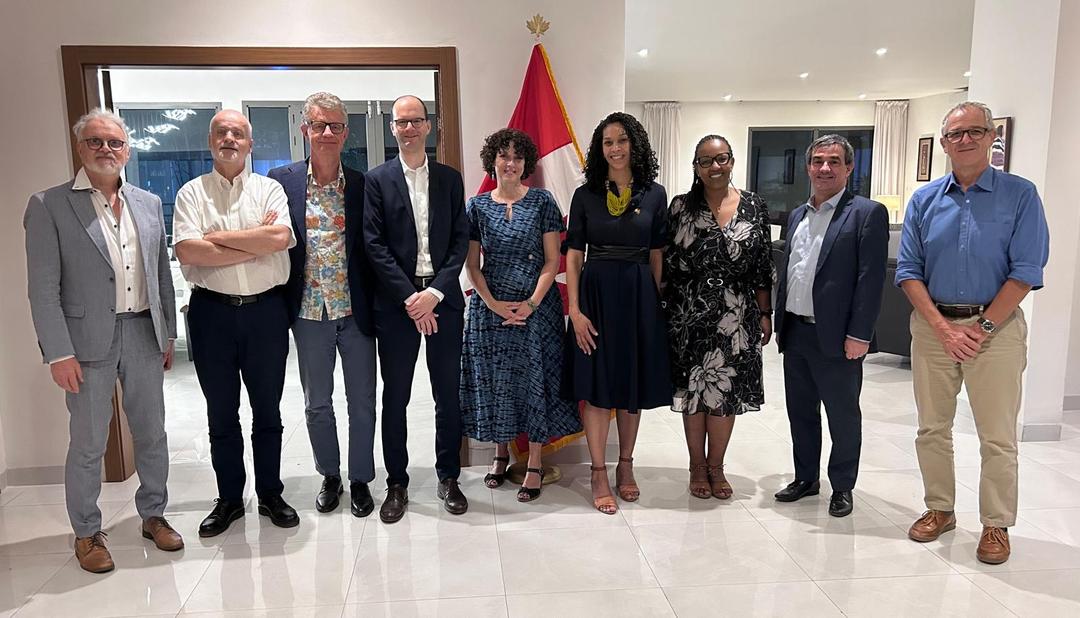 🇧🇫Dans un #BurkinaFaso à la croisée des chemins.
Mon court séjour fut marqué par des rencontres inspirantes et  enrichissants sur l’impact du 🇨🇦, en santé, éducation et croissance inclusive. Merci aux partenaires engagés pour leur ingéniosité et engagement envers les communautés!