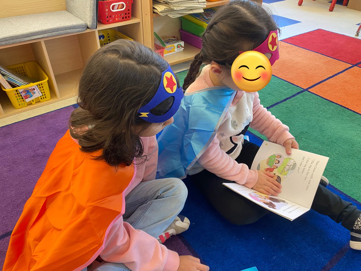 ms_vento12's tweet image. Super readers are enjoying their capes & masks while diving into JRR’s. Some friends are also reading choice books that they have book shopped for! @LPSLiteracyK5 @saracallejalit @HarringtonHAWKS 🦸🏽♂️🦸🏻♀️🦸🏼