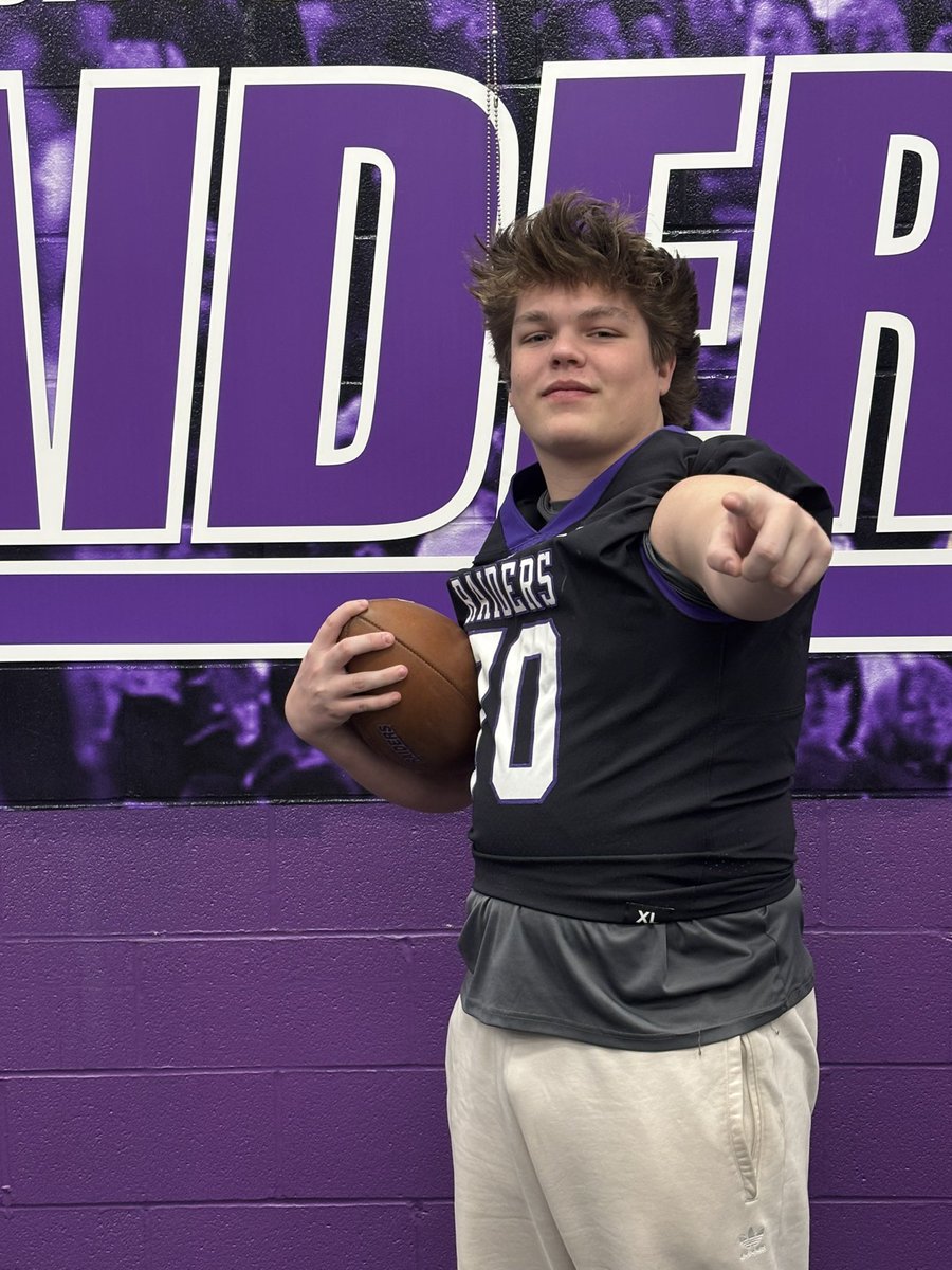 Alex Bringman (@alexbringman1) on Twitter photo After a great conversation I am blessed to receive a offer from Mount Union University
<a href="/CoachSpera/">Robert Spera</a> <a href="/JonathanMohr12/">Coach Jon Mohr</a> <a href="/Creekside_fb/">CREEKSIDE FOOTBALL</a> <a href="/Creekside_fb/">CREEKSIDE FOOTBALL</a> <a href="/CoachCisneros_/">John Cisneros</a> After a great conversation I am blessed to receive a offer from Mount Union University
<a href="/CoachSpera/">Robert Spera</a> <a href="/JonathanMohr12/">Coach Jon Mohr</a> <a href="/Creekside_fb/">CREEKSIDE FOOTBALL</a> <a href="/Creekside_fb/">CREEKSIDE FOOTBALL</a> <a href="/CoachCisneros_/">John Cisneros</a>