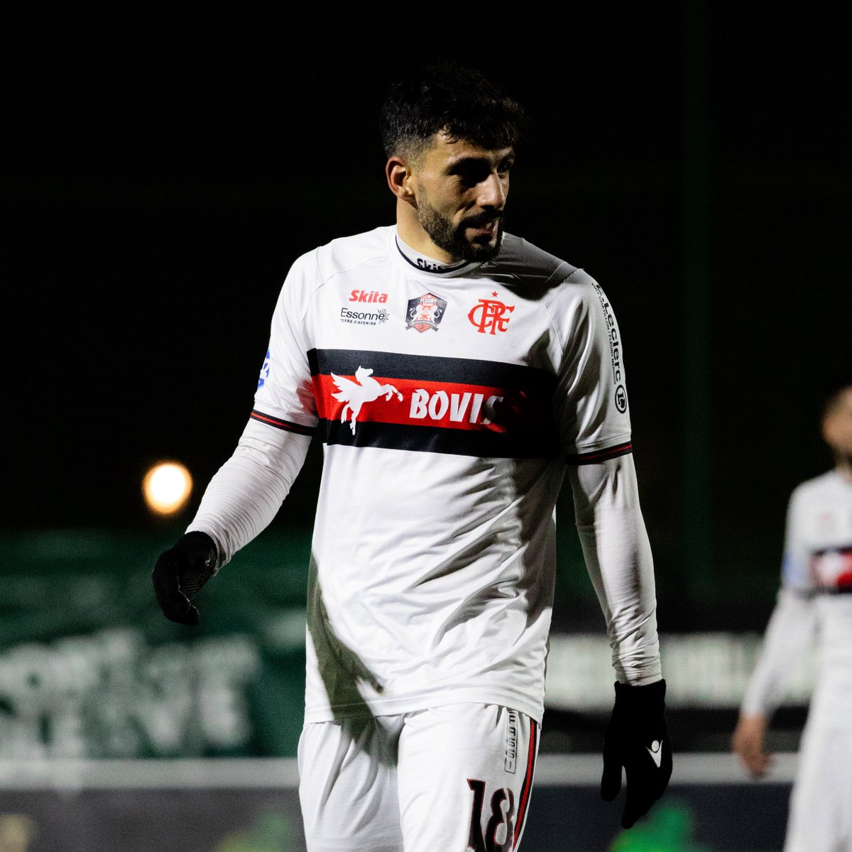 🍿 Plongez dans le quotidien de notre attaquant et numéro 18, <a href="/RivasJo19/">Jo Rivas</a> !

> lc.cx/n2F_8R

⚽️🤣🍽️🎮