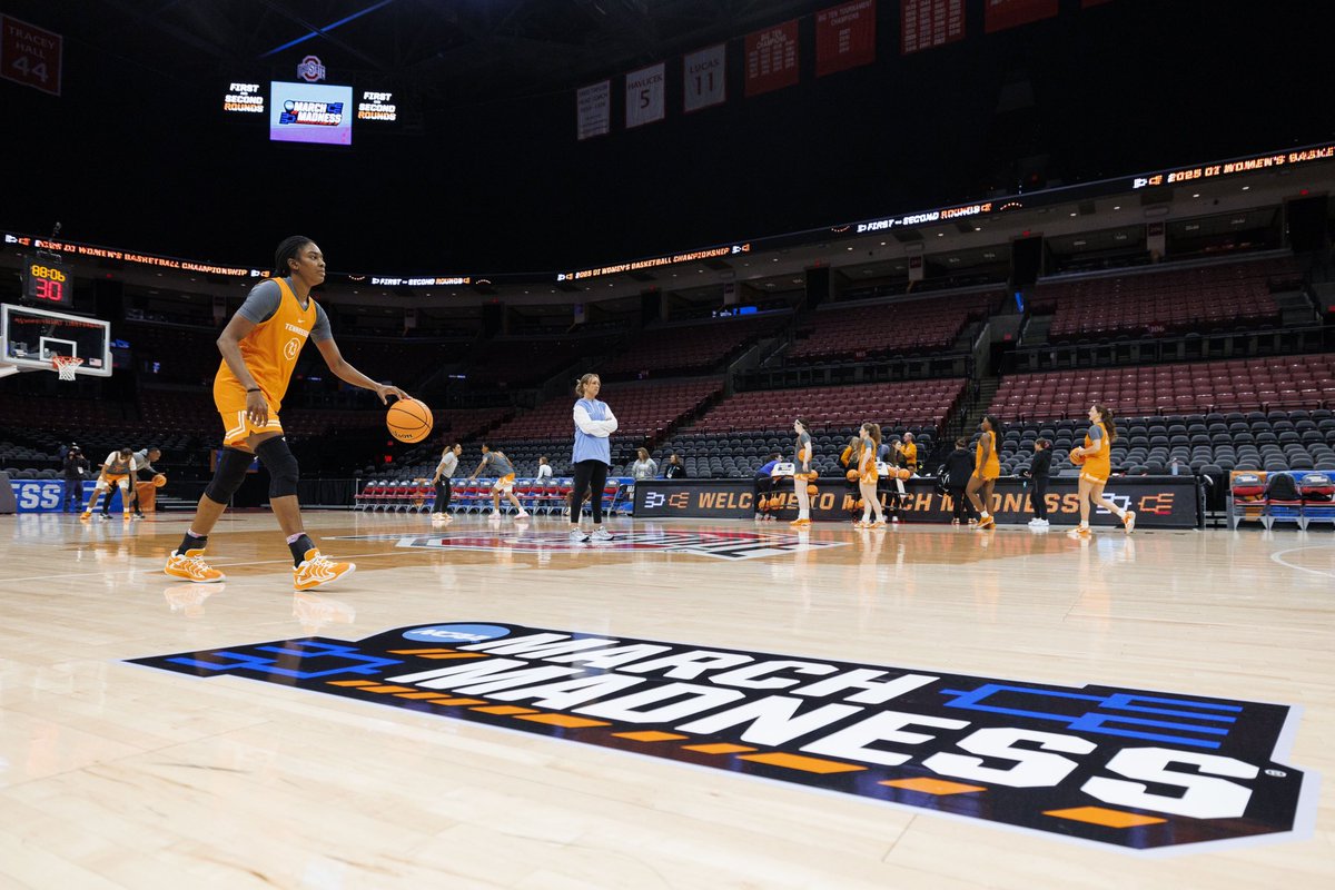 Lady Vols Basketball tweet media