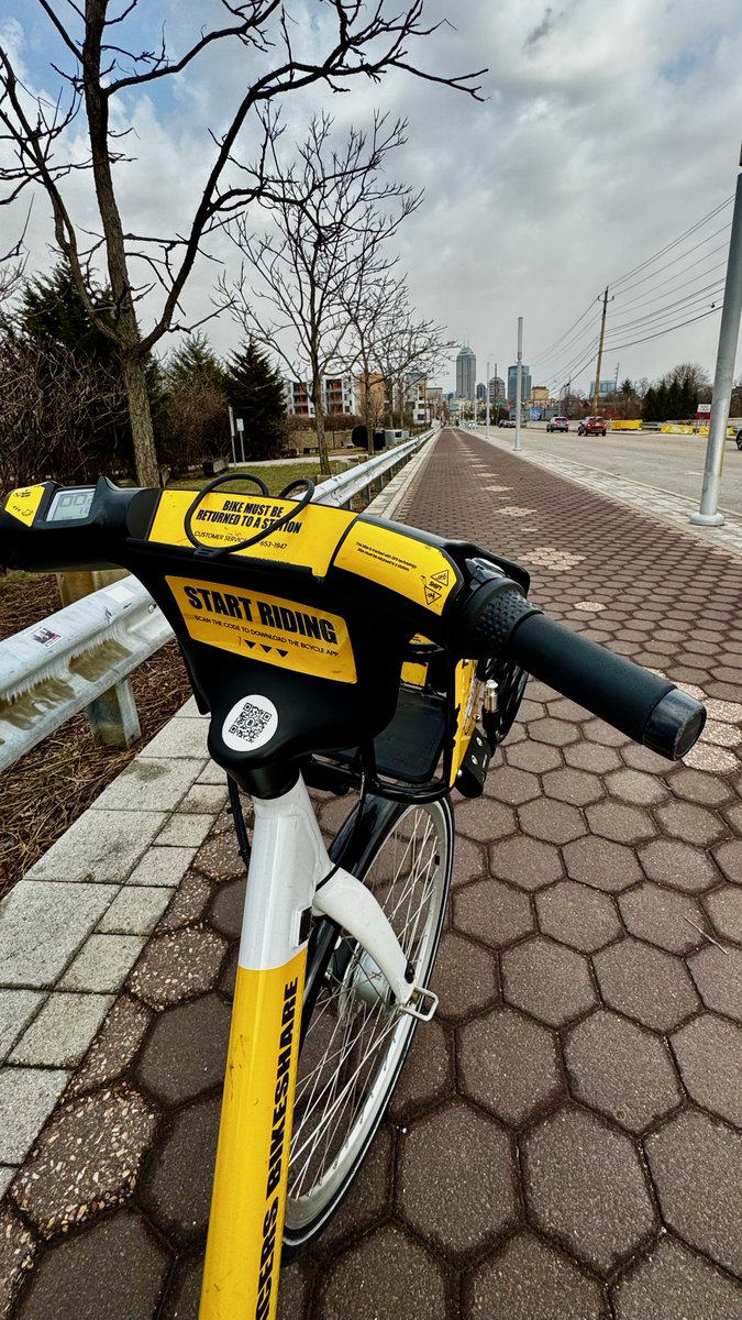 Goodbye winter, hello biking season! ☀️

Spring means longer days and warmer temps, which makes it the perfect time to get back on a bike. Pacers Bikeshare makes it easy—just unlock, ride, and repeat all spring long. ✌️