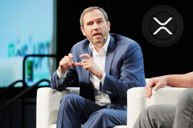 mansikthecat's tweet photo. 🚨 I just caught Ripple's CEO @bgarlinghouse on BBG saying he expects multiple XRP ETFs to launch in Q2 2025 - 10 applications are already in the pipeline awaiting approval. He also predicts $XRP will join the U.S. crypto reserve. Big moves ahead for XRP! #RippleETF https://t.co/6sWbic0vXL