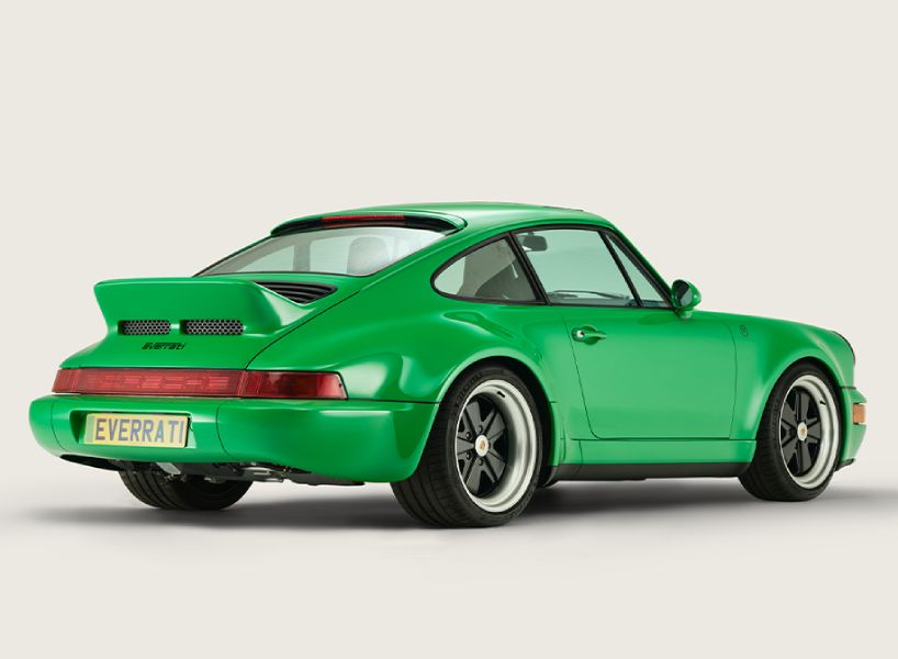 converted porsche 911 by <a href="/Everraticars/">Everrati</a> comes with electric powertrain and viper green finish designboom.com/technology/con…
