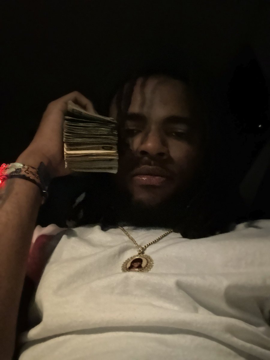 lilmoneyyygang's tweet image. #LLRACKS🐶💙