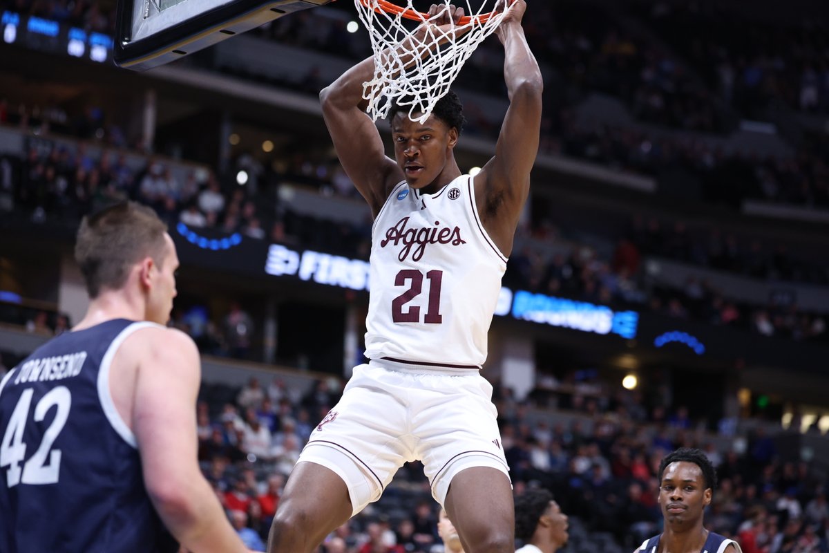 aggiembk's tweet image. Big Rel got 🆙

#GigEm | @pharrelpayne