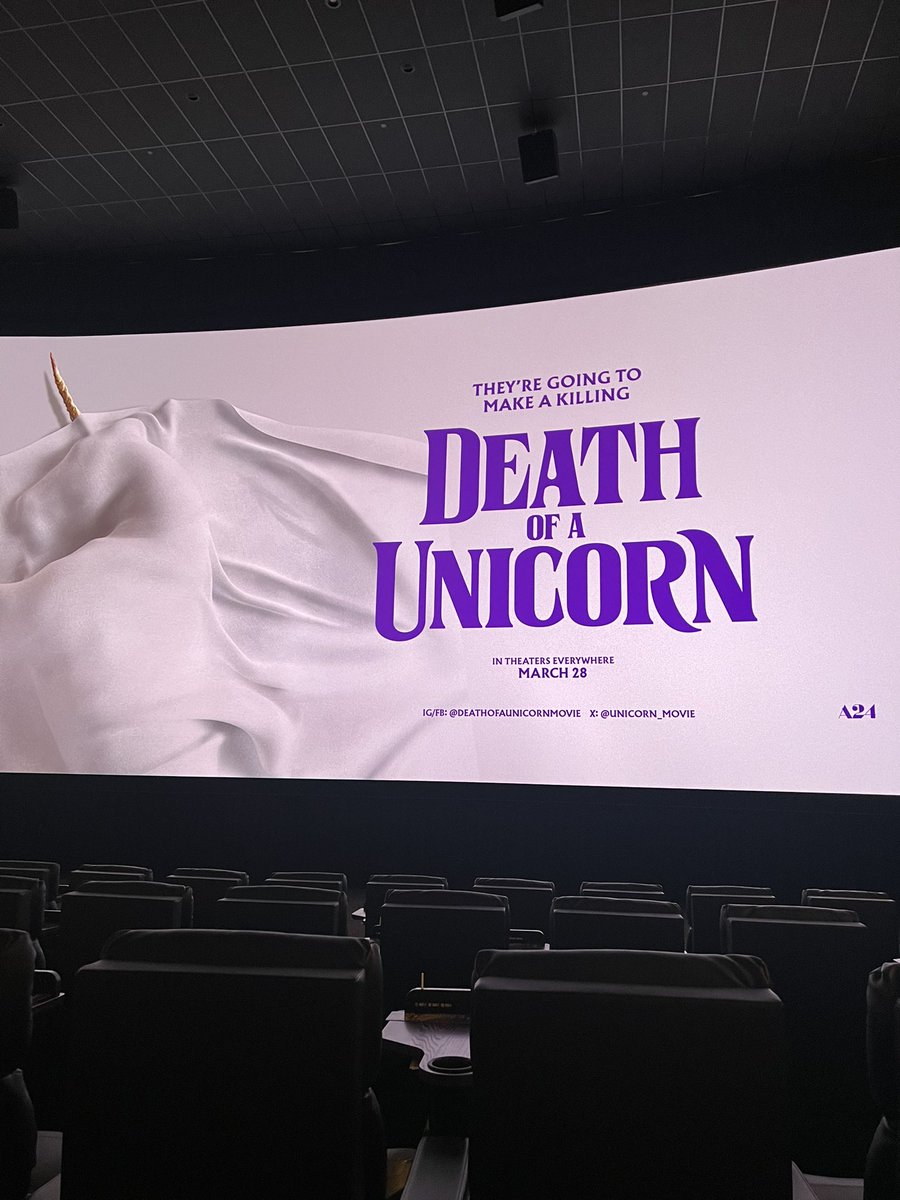 Kris_Dawn's tweet image. #earlyscreening 

@unicorn_movie