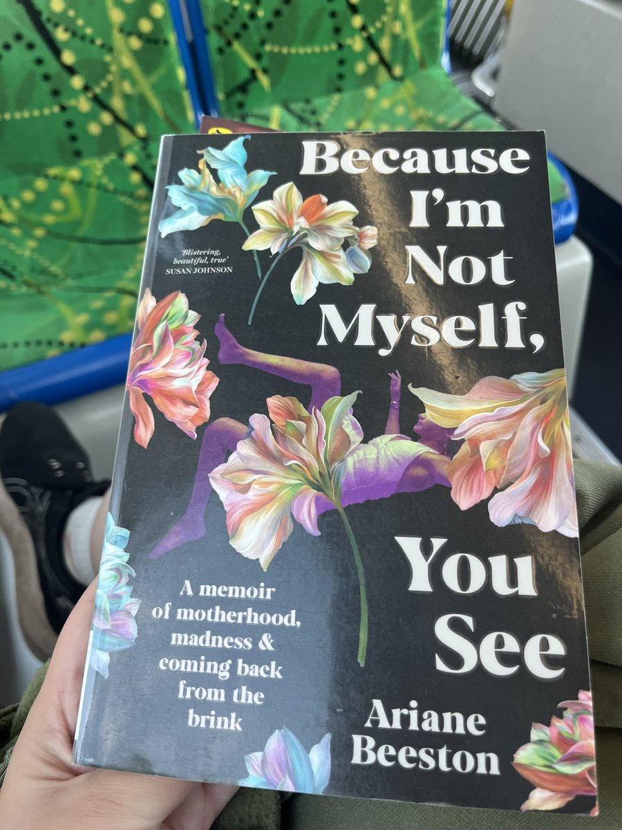 flagroos truther tweet media