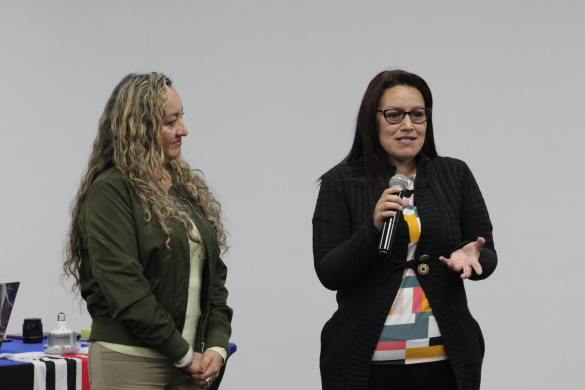 🎙️💜 ¡La voz de las mujeres es clave! Hoy, la Red de Mujeres de UNI se reunió para reflexionar sobre su gestión, celebrar sus logros y definir los nuevos liderazgos para este año. 🥳🙌🏻 ¡Seguimos avanzando con fuerza! ✊🏻🫱🏻‍🫲🏻 

#Mujeres #Sindicato #UNIGlobal #UNIAmericas