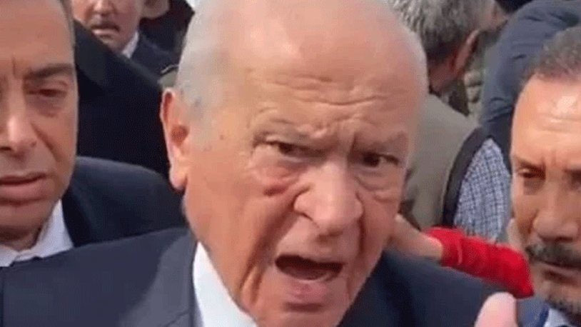 MHP Lideri Devlet Bahçeli

Sokakta gelecek arayanlar bela bulur.