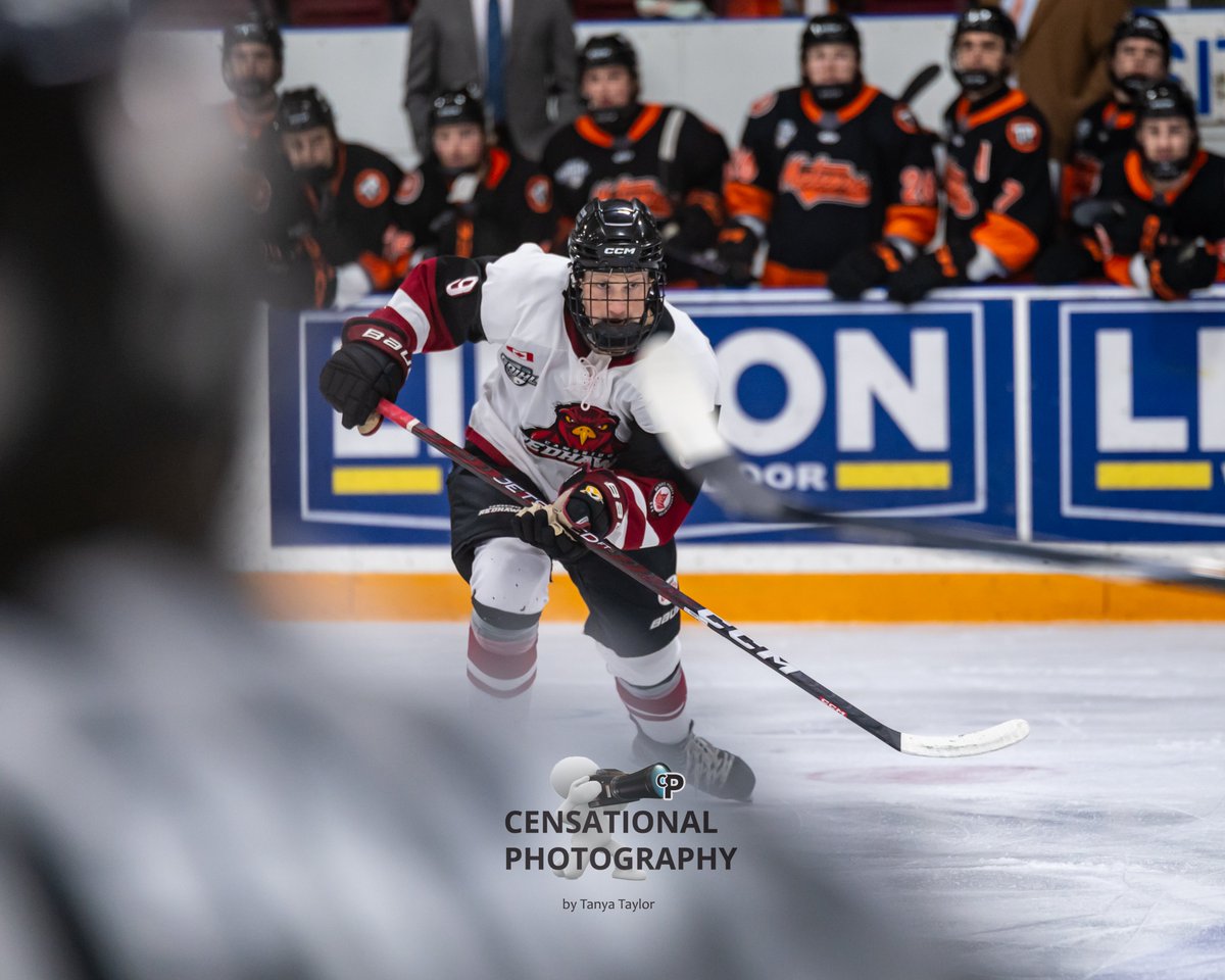 Cambridge RedHawks (@redhawksjrhc) on Twitter photo GAME DAY PHOTOS UP! 📸
Photos from Tuesday's game vs <a href="/FEMeteors/">Fort Erie Meteors</a> are now uploaded to the team gallery! 🏒🔥
Check them out and relive the action! 👀📷
store.censationalphotography.com/cambridgeredha…
Hawkey Lives in Cambridge!
#Redhawks
#DefendTheNest GAME DAY PHOTOS UP! 📸
Photos from Tuesday's game vs <a href="/FEMeteors/">Fort Erie Meteors</a> are now uploaded to the team gallery! 🏒🔥
Check them out and relive the action! 👀📷
store.censationalphotography.com/cambridgeredha…
Hawkey Lives in Cambridge!
#Redhawks
#DefendTheNest