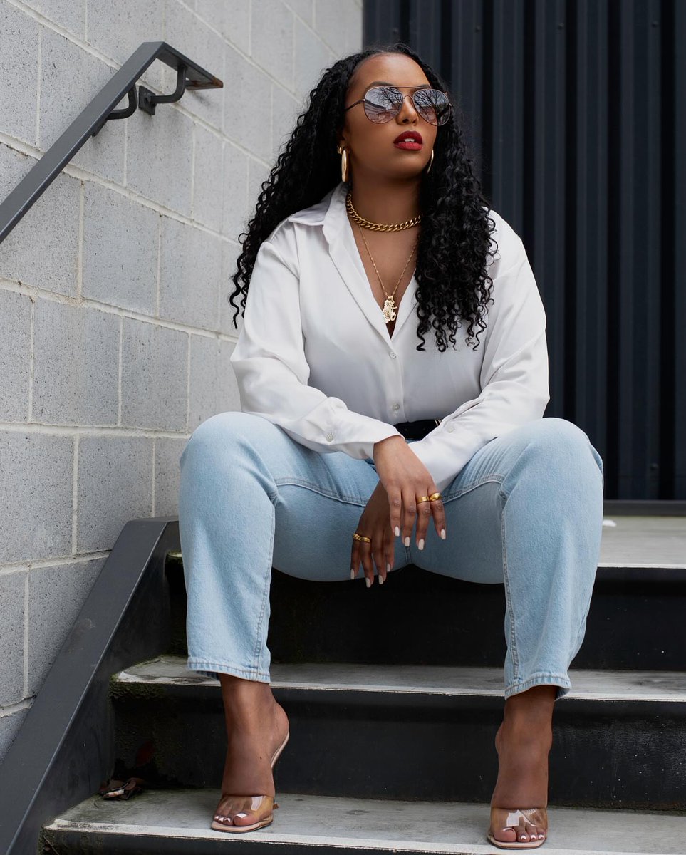 I was being hard on my self the last few weeks cuz I wasn’t as productive as I would’ve liked to be this month…but in retrospect, February was a beautiful month! Lots of much needed quiet time and quality time! Thank you God. 🙏🏾✨ #Februarydump