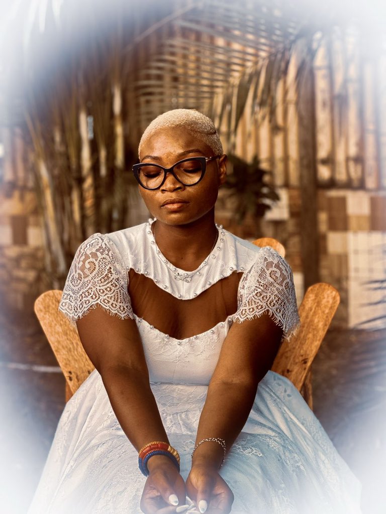 ElormBeenie's tweet photo. 2 New Songs • Both Out Now 21/3/2025

• @Queen_Eyram - #Blewu (Acoustic Live): https://t.co/0A2iSpNlK1

• @MawetaMusic - #LorlorNye (Adzi Nye): https://t.co/Hpk8tDkgzw

• Produced by: @ElormBeenie 

#Acoustic #FolkMusic #Playlist #Alte #AlternativeMusic #TraditionalMusic https://t.co/etBgxljPro