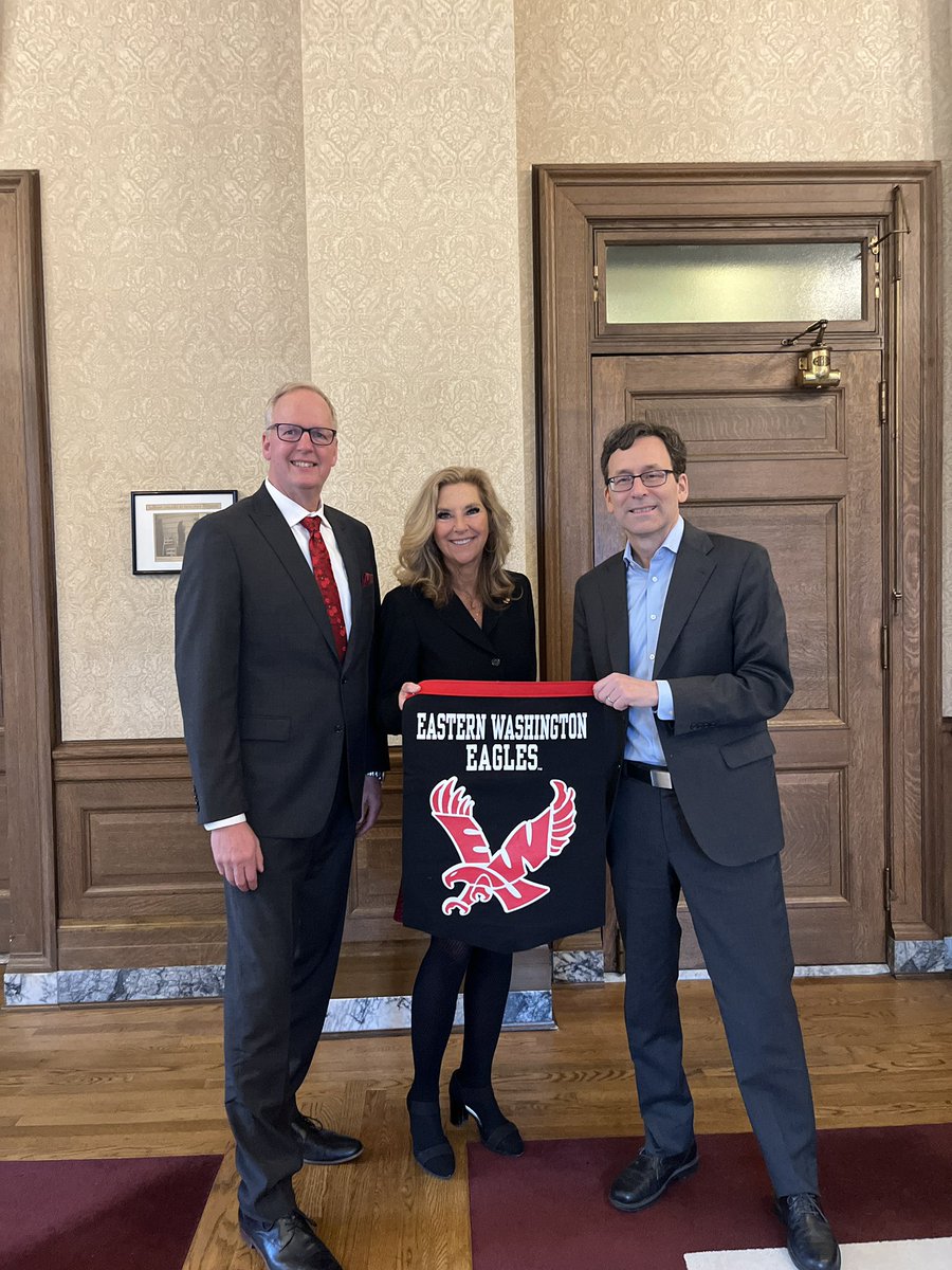 Shari McMahan tweet media