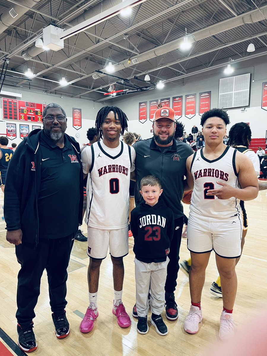 Truly thankful to support these young men <a href="/ZayZay3443/">Isaiah Thompson</a> and <a href="/BootsPerkins1/">Boots Perkins</a> tonight at the District 15 All Star game‼️‼️ <a href="/WayneMensBBall/">Wayne Men’s Basketball</a> <a href="/WayneAthletics/">Wayne Athletics</a> ❤️🙏🚂🚂🚂