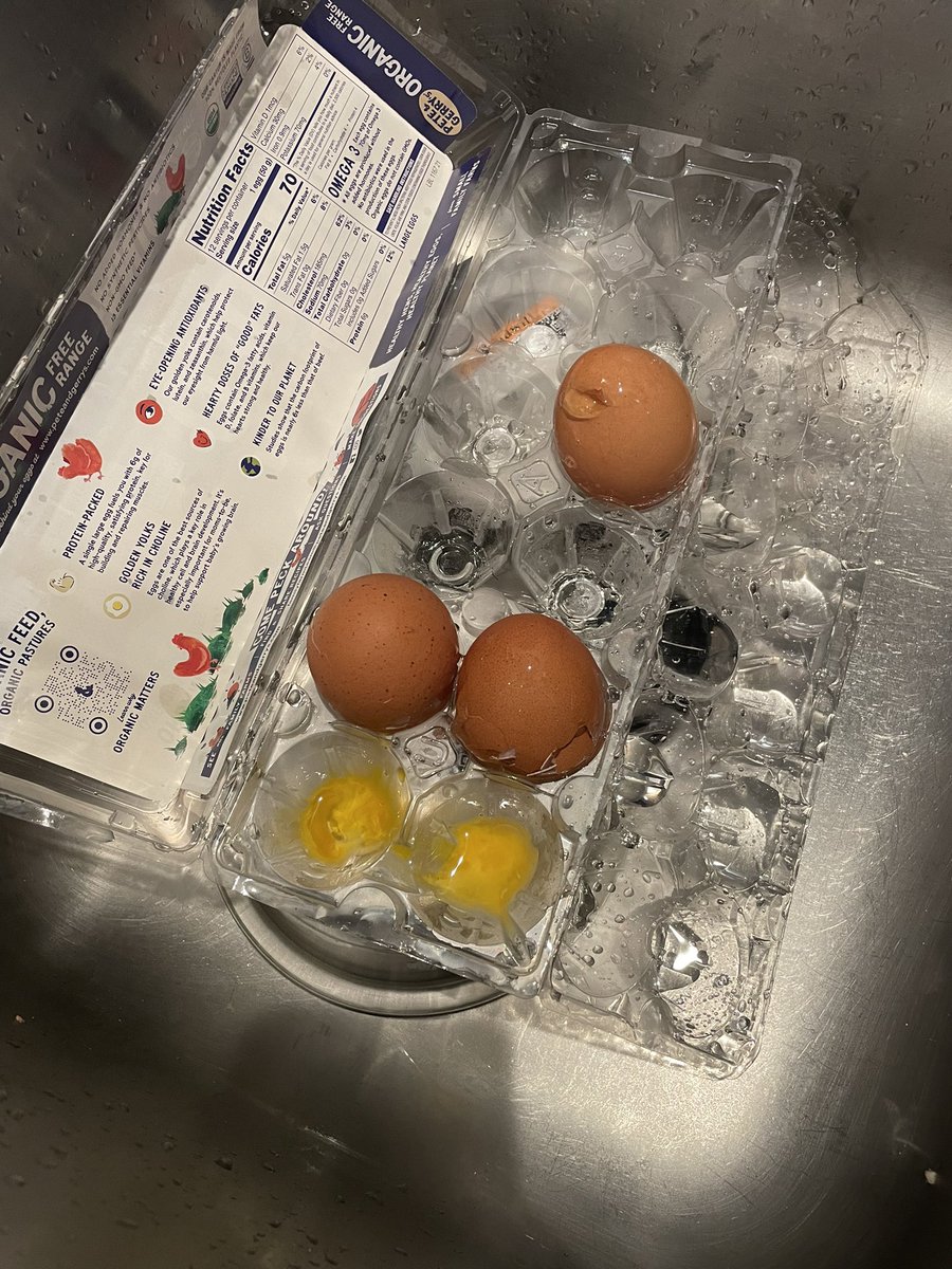 Friendly Neighborhood Ro tweet media