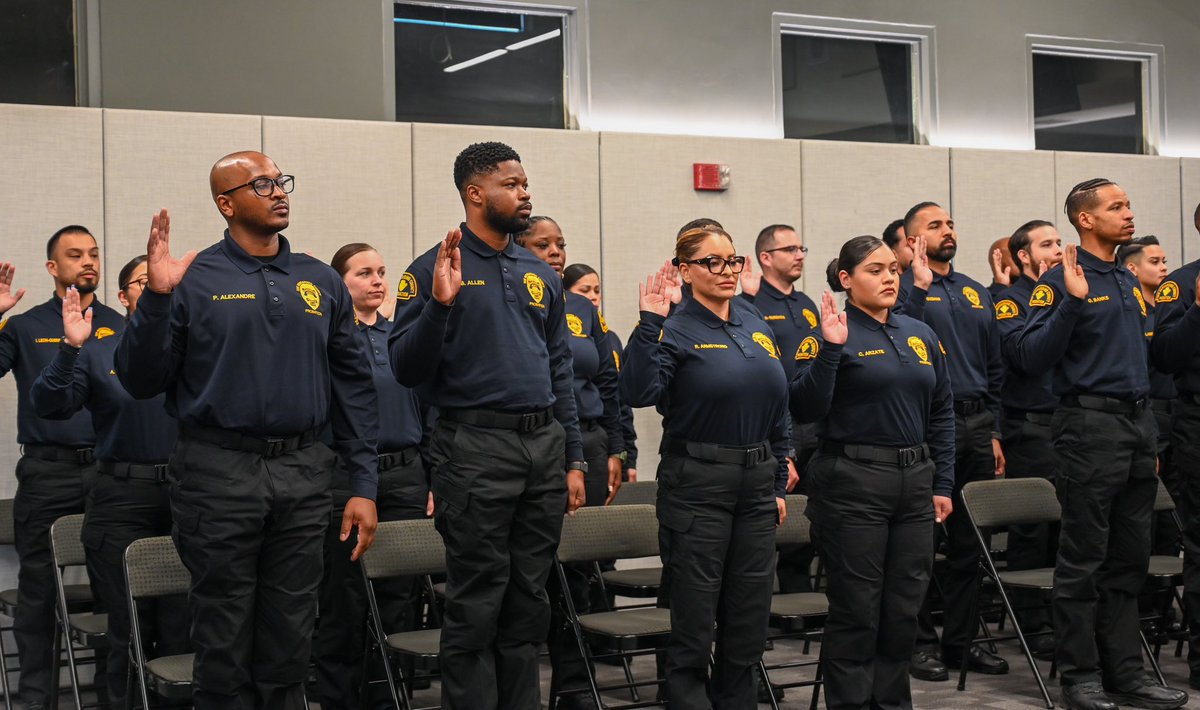 SBCprobation's tweet photo. Congratulations to the graduating Probation Corrections Officer CORE Academy Class 88. 

Welcome to the #SBCProbation family—we’re excited to have you on the team!

#JoinTheTeam #JoinProbation https://t.co/SqA3L01LJN