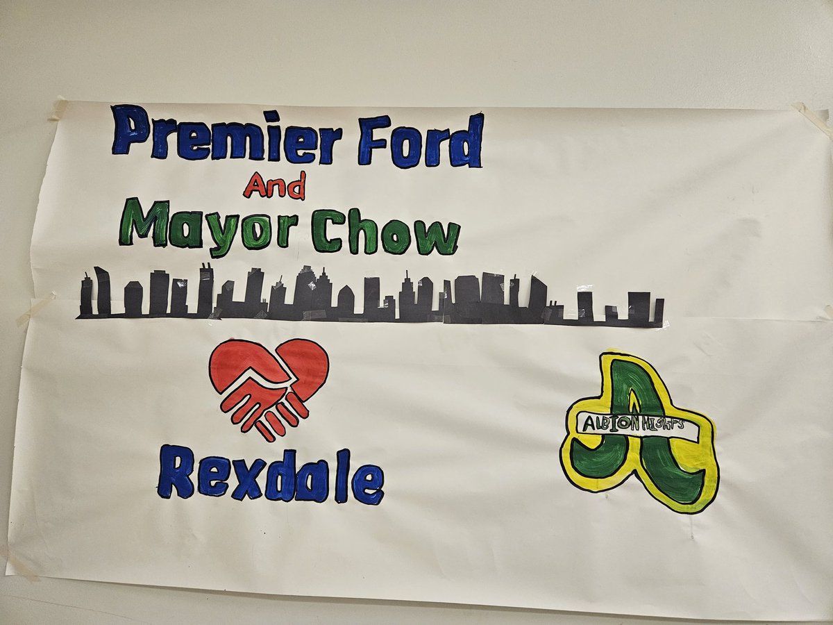 Alkatdsb's tweet photo. Getting ready for Premier Ford's and Mayor Chow's collaborative visit.
A huge shout out to the students for making it happen just in time. Wait for the final product tomorrow. 
#ProudMoment sharing a vision with the students and seeing it come to fruition.  #studentpower #tdsb https://t.co/quFvZetXVs