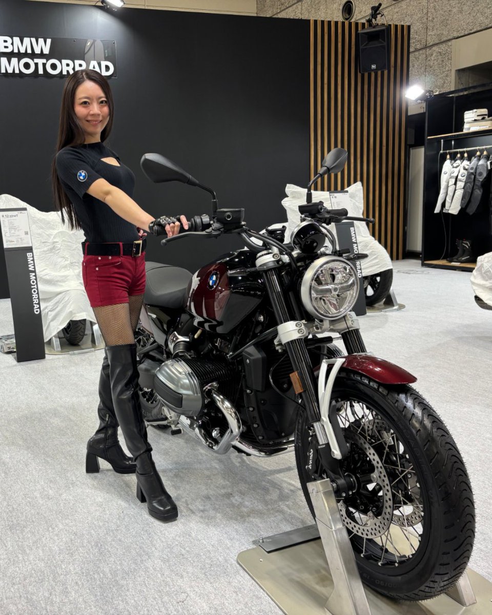 #大阪モーターサイクルショー2025
始まりました！

国内初披露の新型M 1000 RRをはじめ最新モデルを含む19台を展示しています。

皆様のご来場、心よりお待ちしております。

#MakeLifeARide #bmwmcs2025 #BMWMotorrad