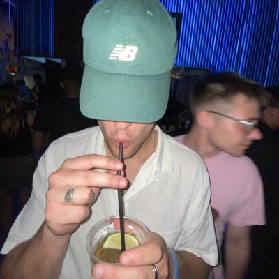 rochonrocky's tweet photo. #NewProfilePic https://t.co/AkZW2d2TwS
