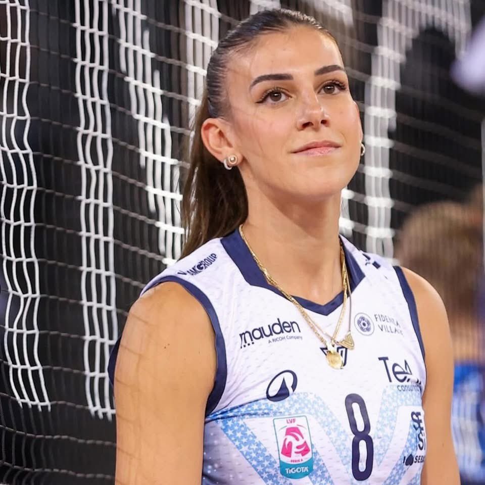 💶 Fenerbahçe 🇹🇷 busca fichar  a la setter  Alessia Orro 🇮🇹 con una oferta de 1,2 millones de euros por dos temporadas.