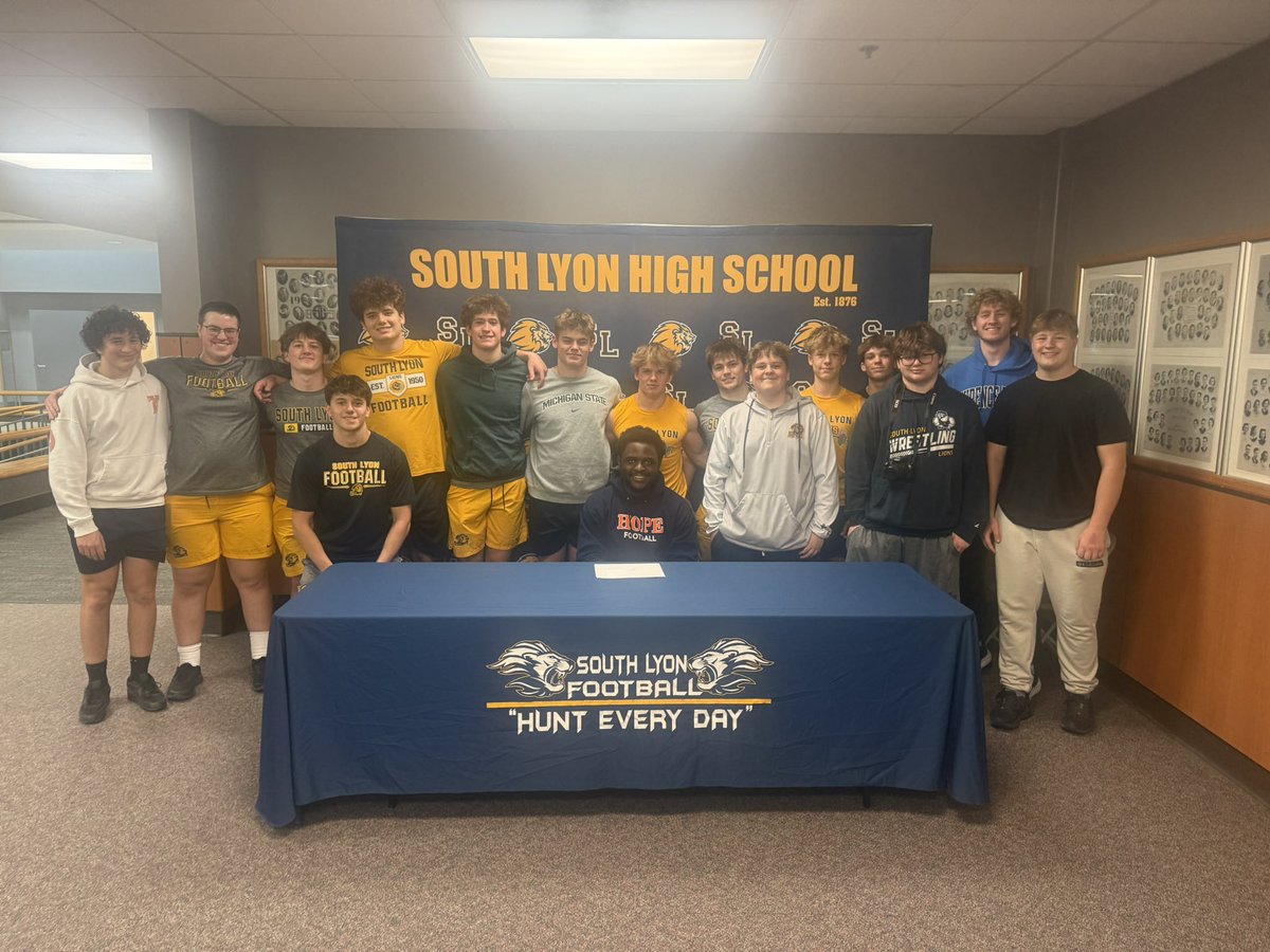 Congrats <a href="/pridechn/">Pridechn</a> on his commitment to <a href="/HopeCollegeFB/">Hope College Football</a> 
#HED